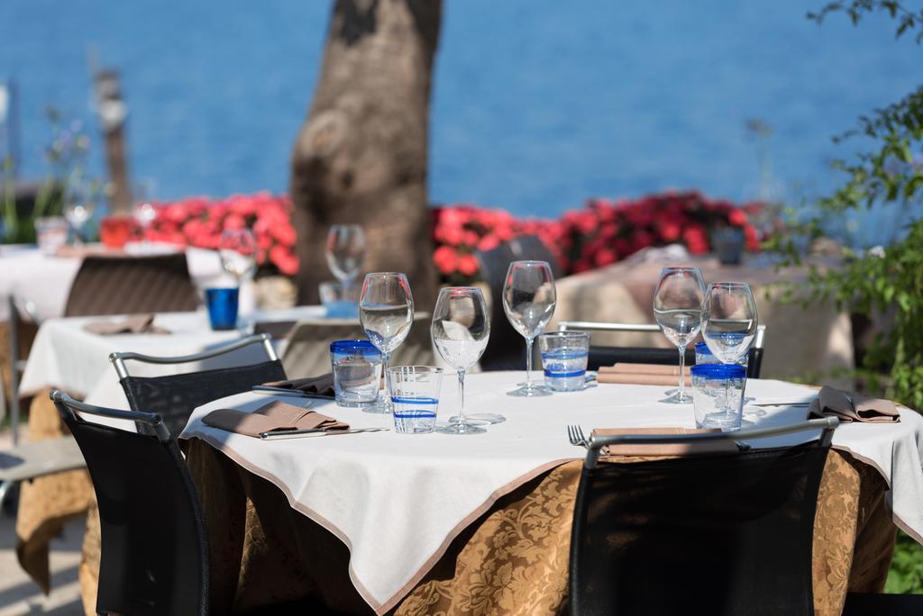 Locanda Fassa Brenzone sul Garda Exteriör bild