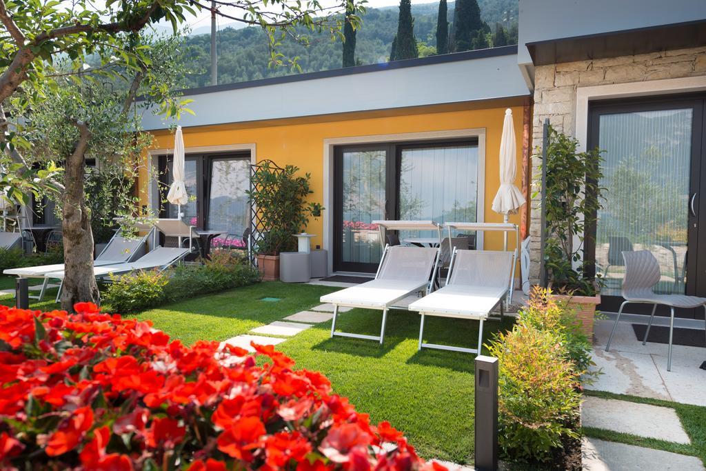 Locanda Fassa Brenzone sul Garda Exteriör bild